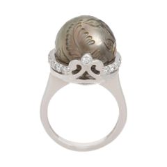 Diamond Ring Set With Pearls