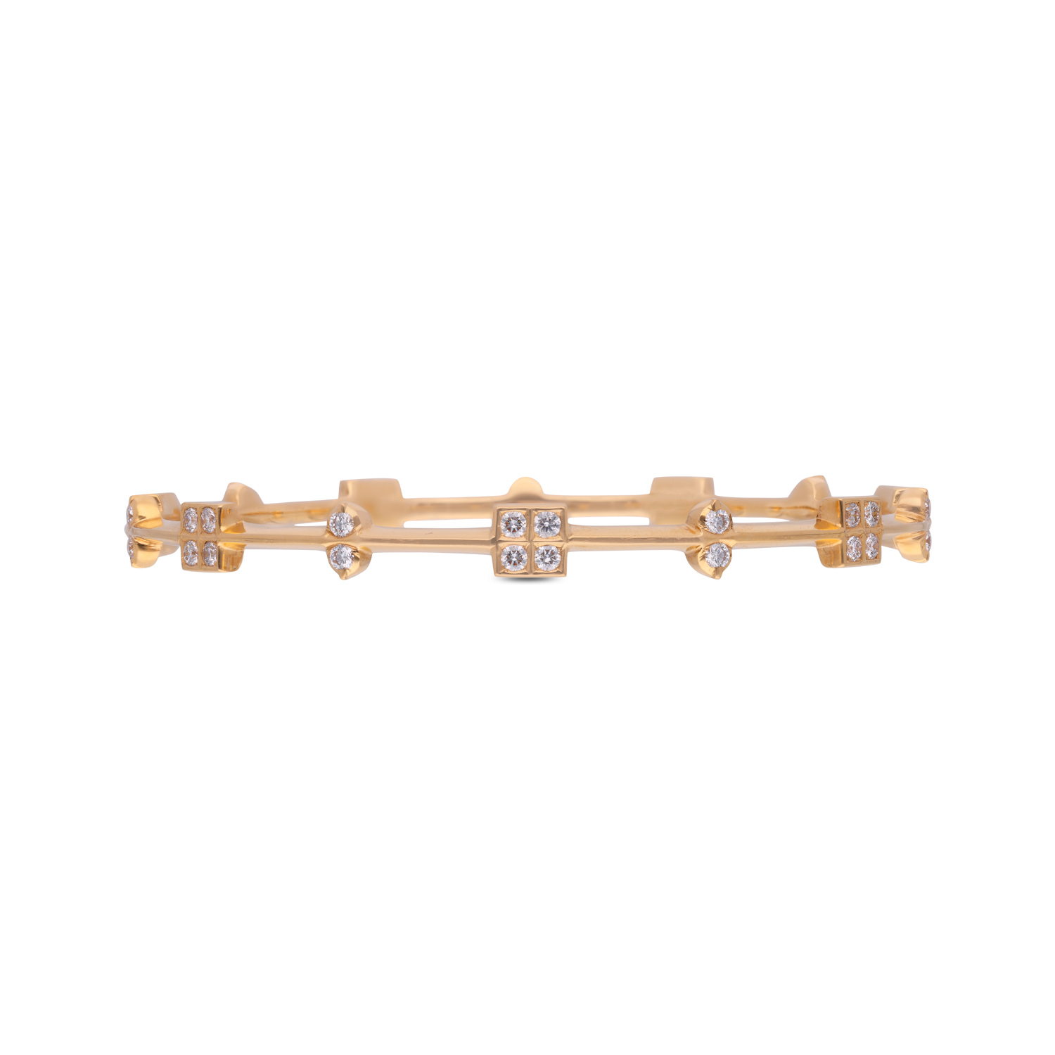 Exquisite Gold Bangle with Dazzling Diamonds