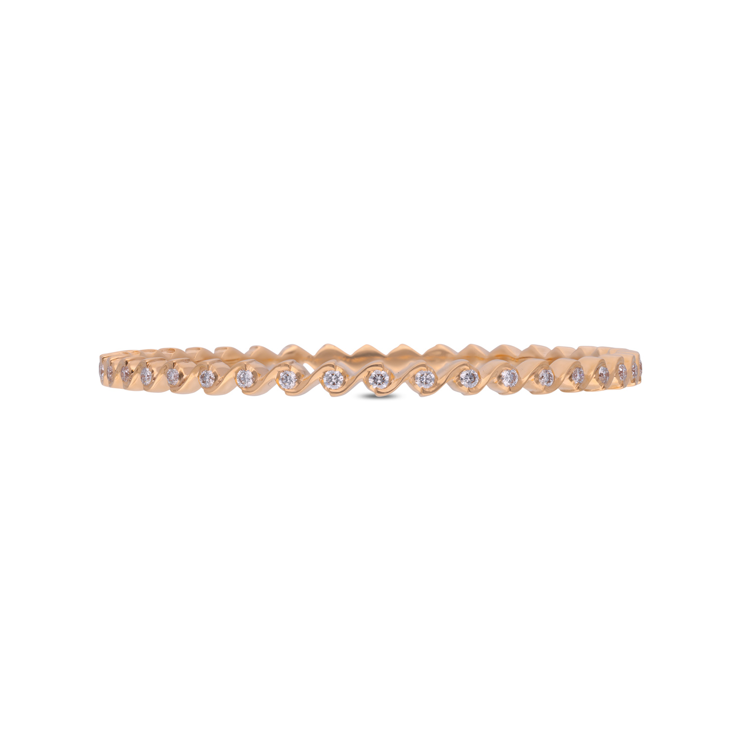 Elegant Gold Bangle with Diamond Accents ? A Timeless Classic