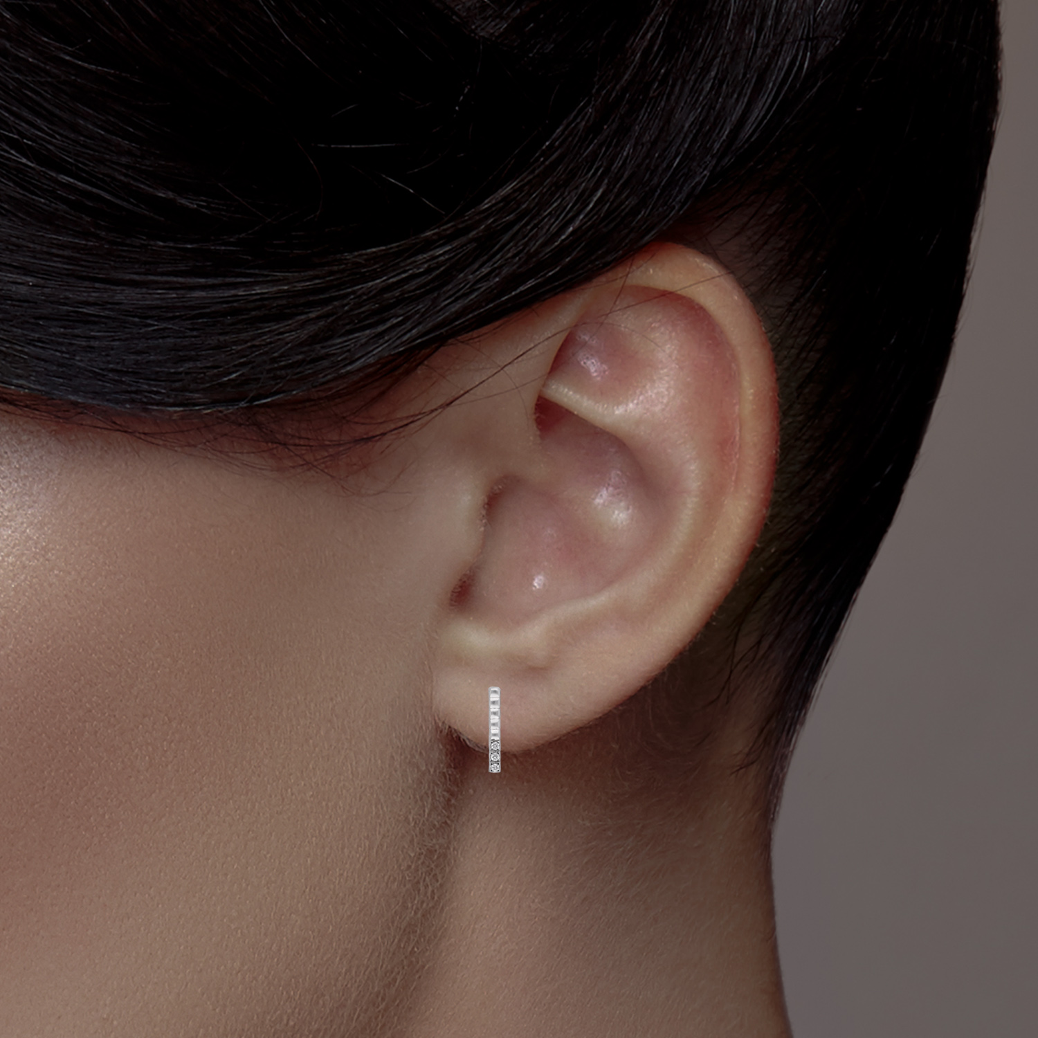 Urban Gleam Vertical Diamond Studs in White Gold