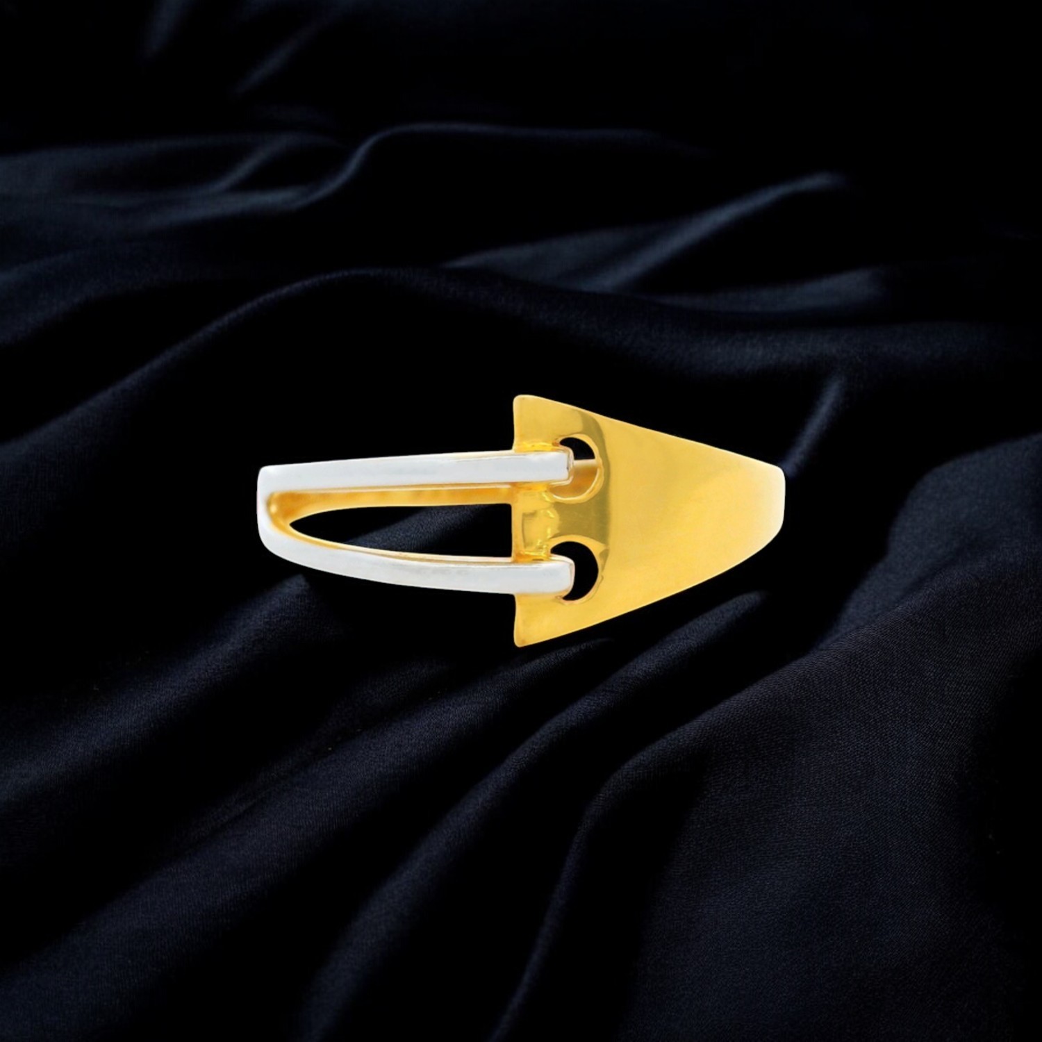 Sculpted Dual-Tone Gold Ring