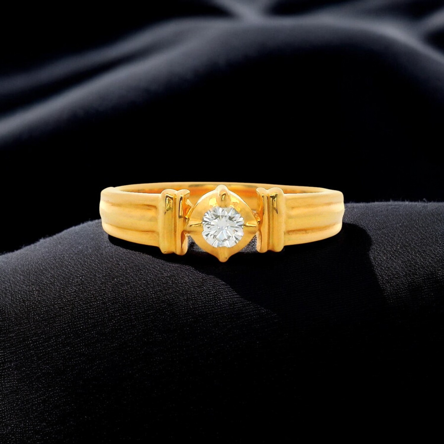 Gold Solitaire Diamond Classic Ring