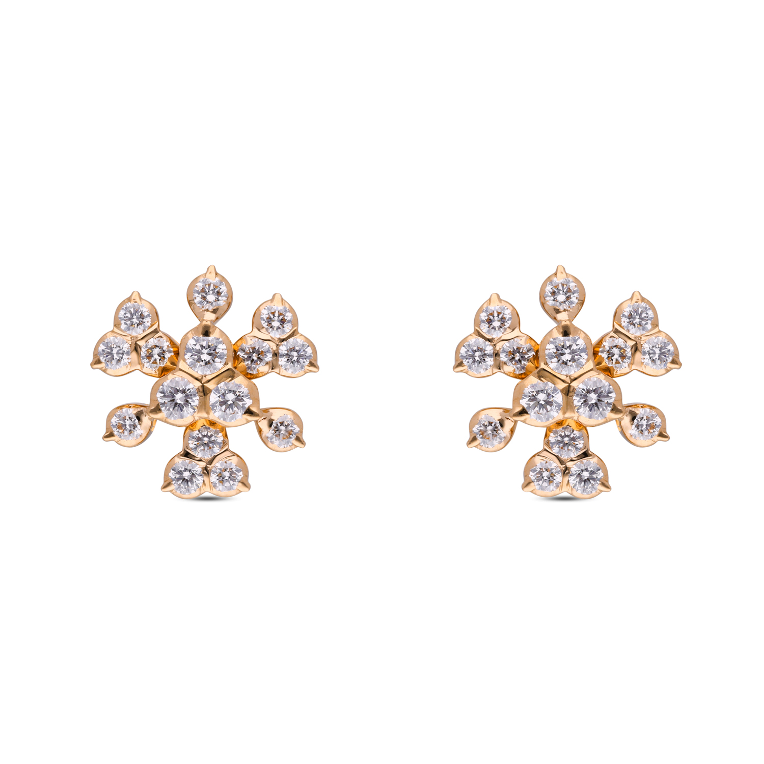 Intricate Brilliance Close-Setting Diamond Earstuds with Unique Design