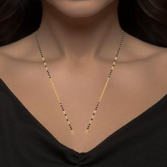 Versatile Elegance: Black Bead and Handmade Chain Variant Necklace