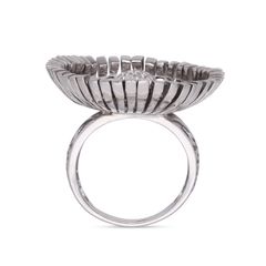Eternal Sparkle: Platinum Diamond Ring for Ladies