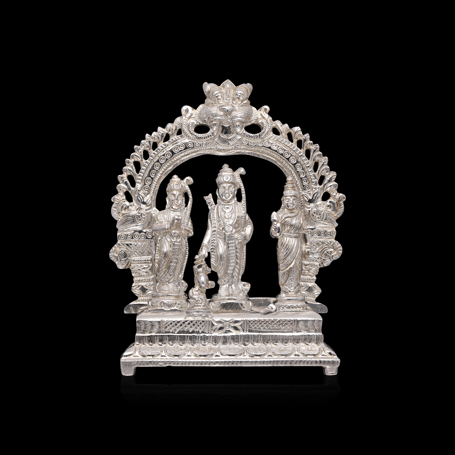 Divine Aura: Silver Ram Darbar Idol - Symbol of Spiritual Harmony