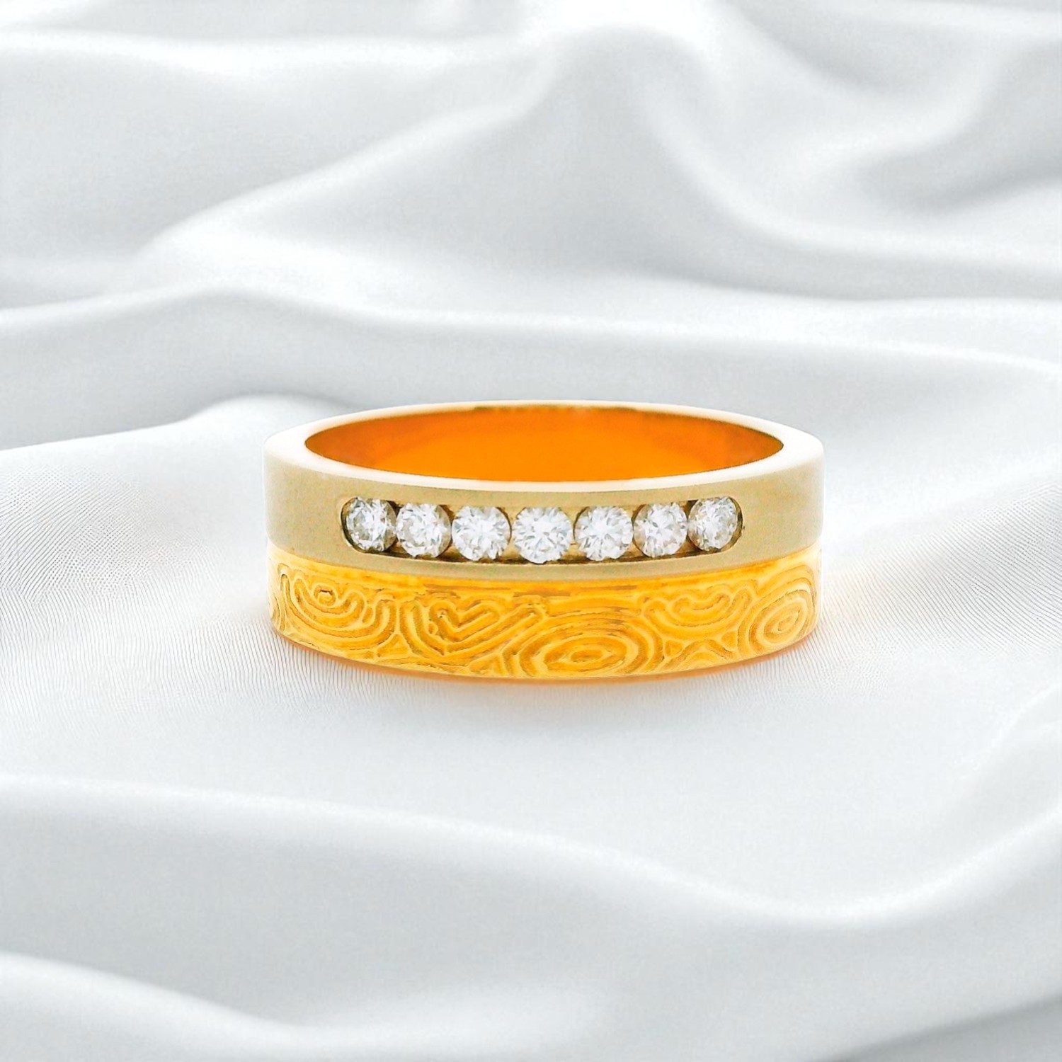 Exquisite Gold Band Ring with Luminous Diamond Row