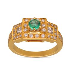 Classic Diamond Ring with Emerald